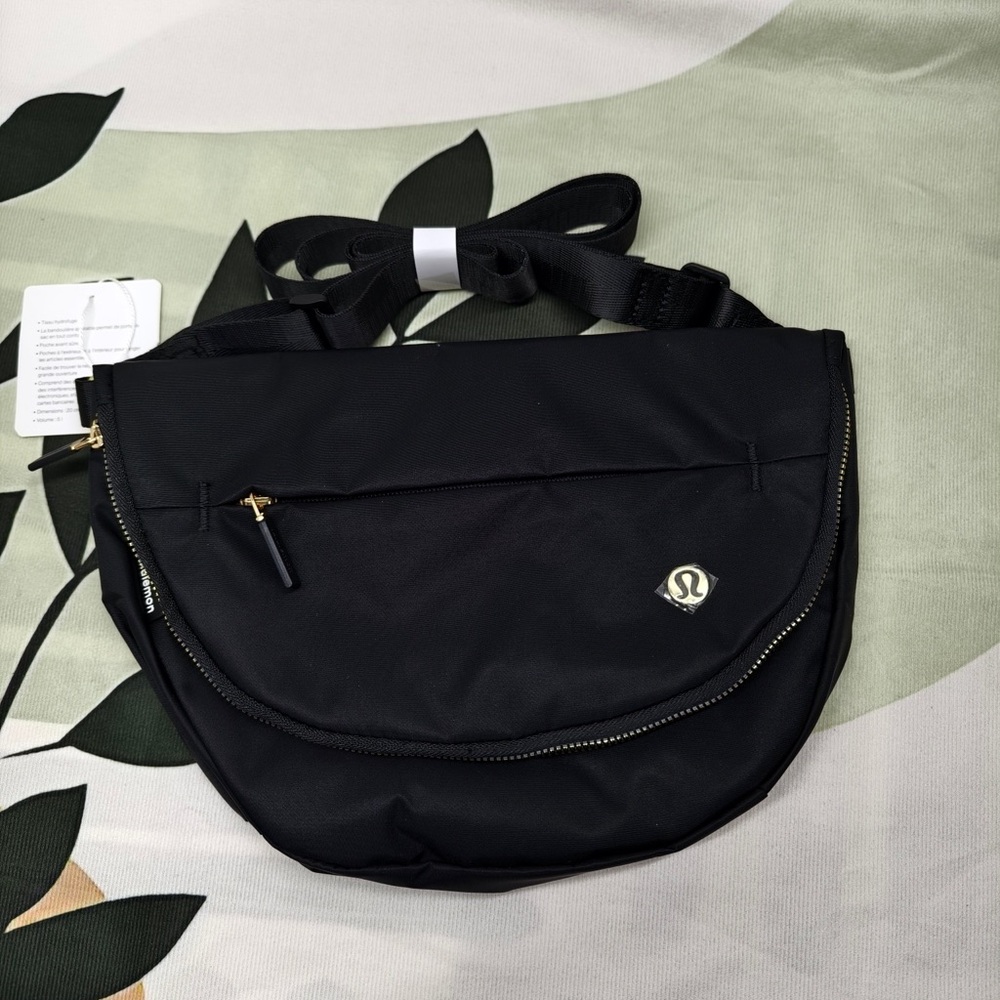 🍀Lululemon All Night Festival Bag Micro 5L | Black Crossbody